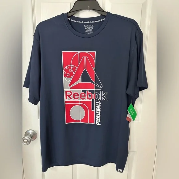 Reebok Men's Navy and Red Graphic Tee - Picture 10 of 12
